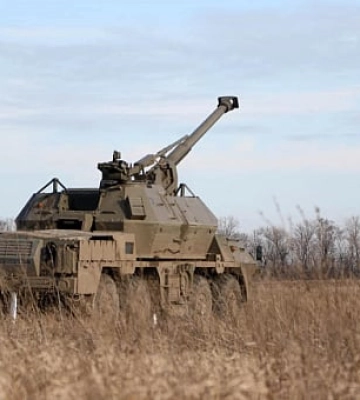 На Запорізькому та Херсонському напрямках ворог продовжує обстріли населених пунктів