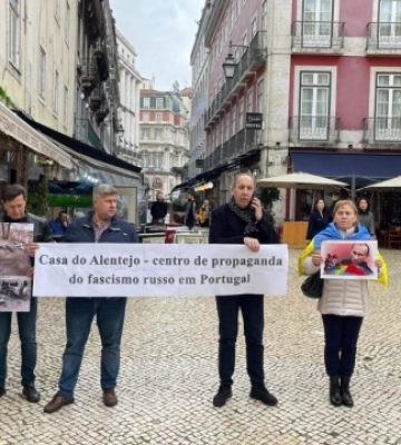 У Португалії українці провела мітинг проти прихильників російського фашизму