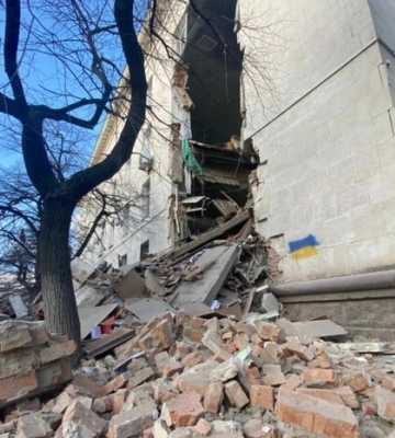 Ворог вдарив по будівлі Херсонської ОВА: Банкова показала наслідки