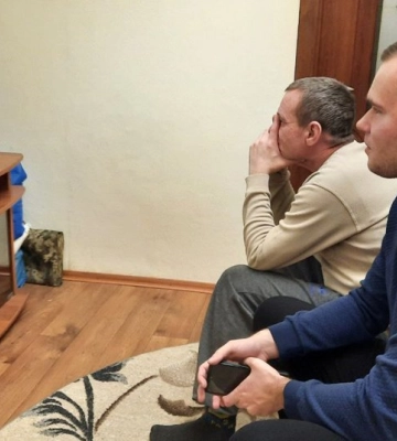 Футбольні фанати в Миколаєві використовували будь-які можливості, аби подивитися Фінал Чемпіонату світу