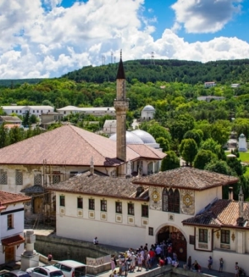 Україна закликала ЮНЕСКО захистити Ханський палац у Криму