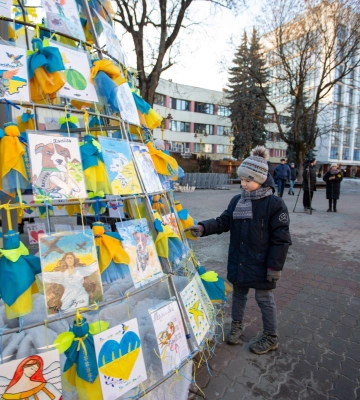 У Франківську встановили ялинку перемоги