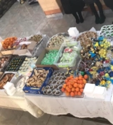 На благодійному ярмарку на Рожищенщині для ЗСУ зібрали 21 тисячу гривень. ФОТО