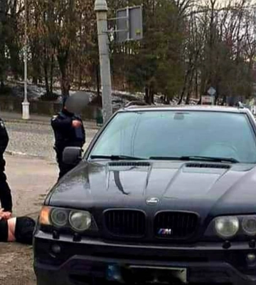 Суд оголосив вирок трьом викрадачам підприємця з Чернівців