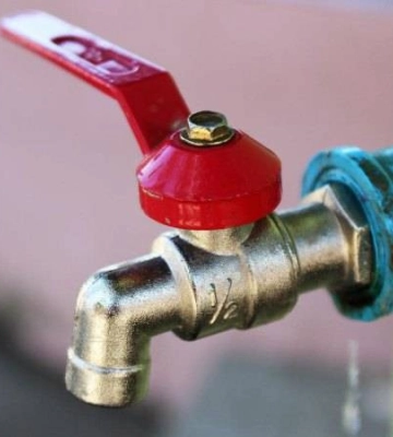 В Одесі частково відновили водопостачання: які райони лишаються без води