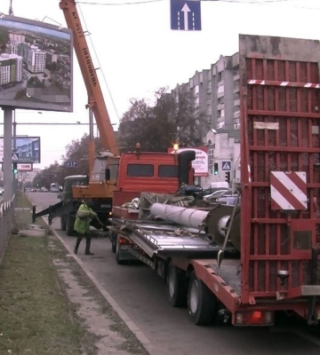Демонтують 25 білбордів: Луцьк очищають від зовнішньої реклами