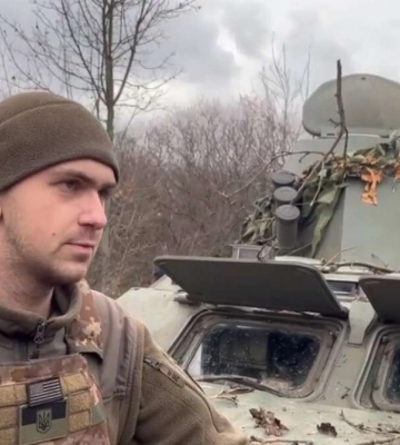 Бійці бригади з Дніпропетровщини б&amp;#039;ють ворога під Бахмутом з трофейної самохідної артустановки. Відео