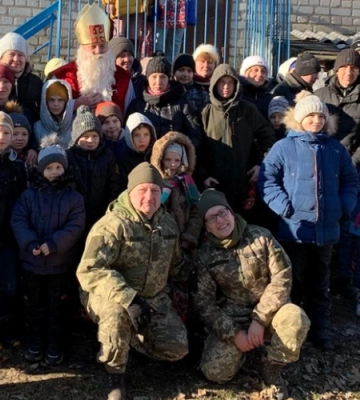 Тероборонівці зі Львівщини стали Миколаями  у прифронтових населених пунктах