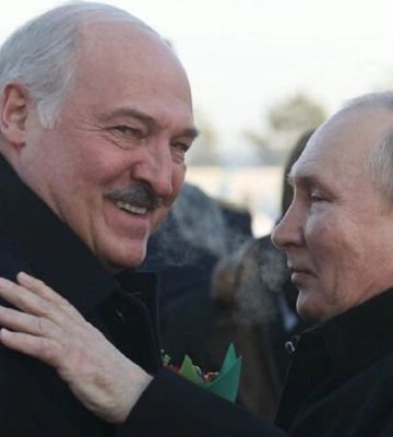 Лукашенко на роздоріжжі: Путін каже одне, Китай – інше...
