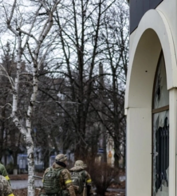 «Вибухи щохвилини»: у Бахмуті точаться бої (фотосвідчення)