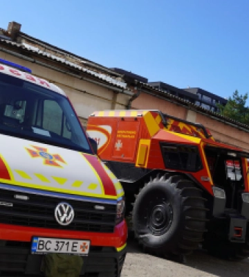 У Львові рятувальники двічі за добу надали доступ до квартир, в яких бабусі потребували медичної допомоги