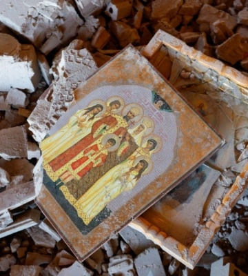 Литовському дипломату повернули колекцію ікон, які рашисти викрали з його резиденції у Херсоні (ФОТО)