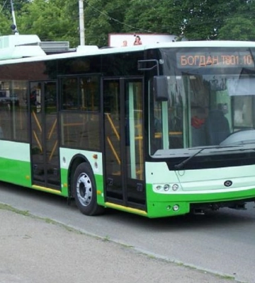 У Луцьку змінять маршрути тролейбусів: усі переліки