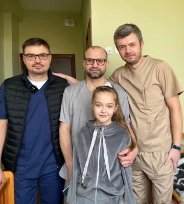 Львівські лікарі з роботом Da Vinci прооперували дитину з Вінниці з вадою нирок
