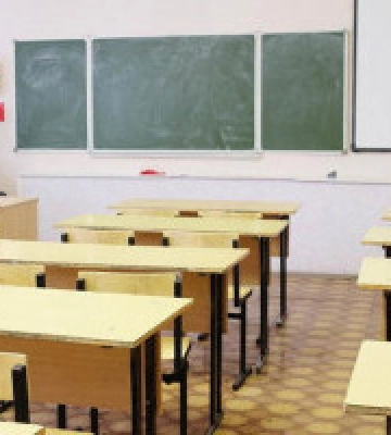 479 закладів загальної середньої освіти Київщини продовжують навчання дітей за змішаною та очною формою.