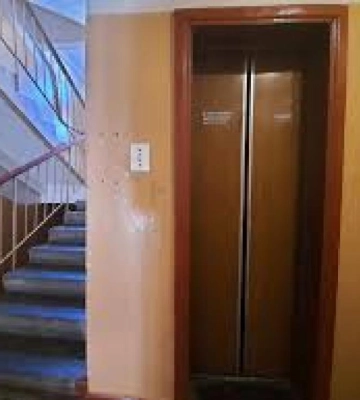 У рівненських багатоповерхівках запускають ліфти