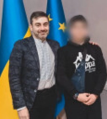 В Украину вернулся подросток, который почти восемь месяцев жил в приемной семье в рф - омбудсмен