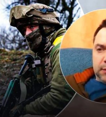 Головні події відбуваються під Бахмутом і Соледаром, – Арестович про ситуацію на фронті