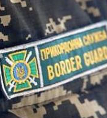 Українські військові під час копання окопів знайшли римські амфори на Херсонщині