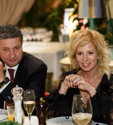 Красиве життя дружини заступника шойгу оплачувала фірма, яка відбудовує Маріуполь
