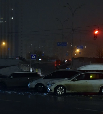 Киев пока не может рассчитывать на плановые отключения света, мощность на 50% меньше необходимого — Yasno