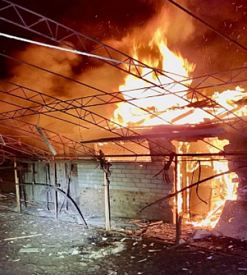Ворог знов обстрілює Нікопольщину з «Градів» та важкої артилерії