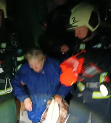 Полтавські вогнеборці врятували двох людей із пожежі