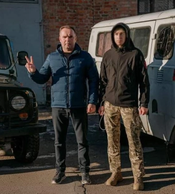 Лісівники Полтавщини передали 24 автомобілі військовим
