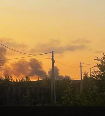 У Луцьку на ЛПЗ спалахнула масштабна пожежа: очевидці повідомляють про вибухи. Оновлено