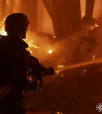 Росіяни вдарили по Дніпропетровщині: загинула жінка, пошкоджено підприємства і житло