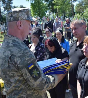 Загинув через два місяці після одруження: рідні прикордонника з Волині понад 2 роки жили у надії на його повернення