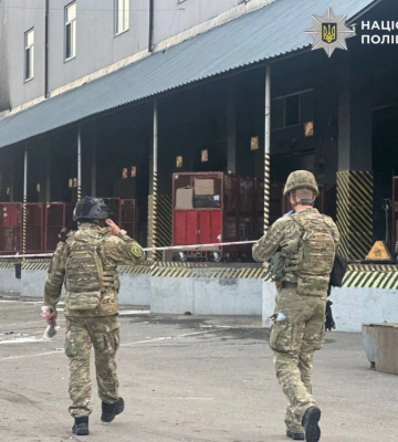 У Києві на поштовому терміналі вибухнула посилка, є загиблий і поранені
