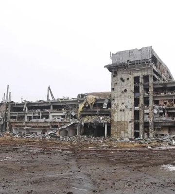 Украинские бойцы взяли под огневой контроль донецкий аэропорт