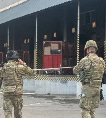 Вибух на поштовому терміналі в Києві: є загиблий та поранені