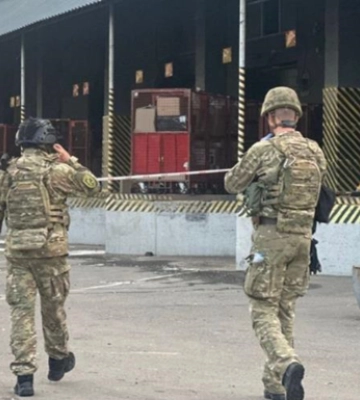 В Киеве при осмотре посылки на почте произошел взрыв, есть погибший