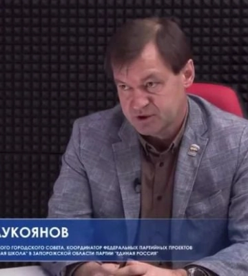 “Парты героев”, кремлевские программы - как бывший ФСБшник Лукоянов делает россиян из школьников в Мелитополе (Скрины)