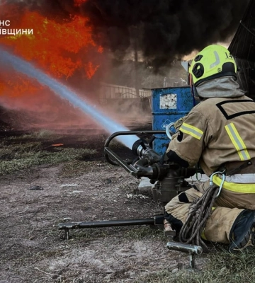 Росіяни атакували підприємство на Київщині: четверо загиблих, є поранені (оновлено)