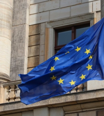 Украина просит ЕС продлить защиту граждан до 2028 года, но с ключевым ограничением – СМИ