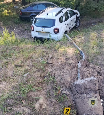 ДТП на Золотоніщині: через зіткнення двох авто постраждав пасажир