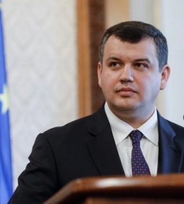 У Румунії призначили нового прем’єр-міністра: ним став уродженець України