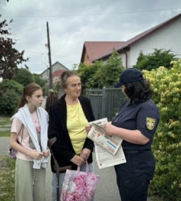 Одна іскра може спричинити біду: рятувальники Закарпаття попереджають про небезпеку пожеж в екосистемах