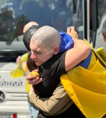 З російського полону на Львівщину повертаються шестеро Захисників