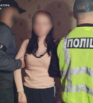 На Житомирщині поліція затримала 17-річну підозрювану у вбивстві військовослужбовця на замовлення спецслужб рф