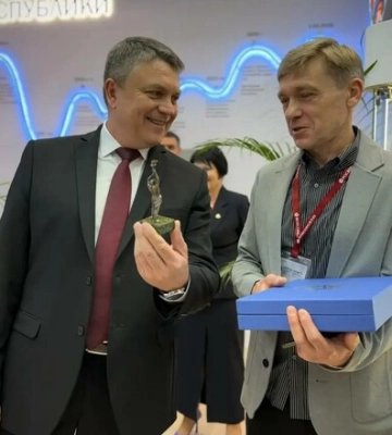 Бывший футболист сборной Украины отправился кланяться оккупантам в лнр