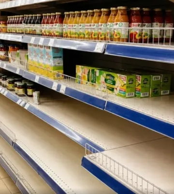 У Севастополі обмежили продаж продуктів на тлі паливної кризи