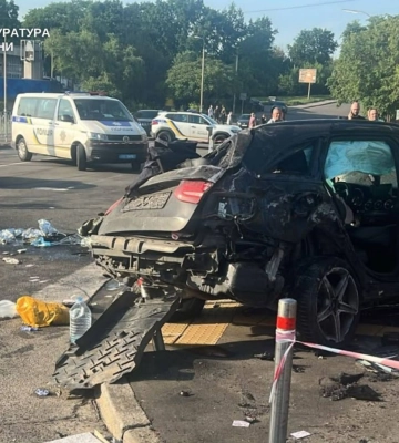 Были при исполнении обязанностей: в смертельном ДТП в Киеве погибли двое полицейских 