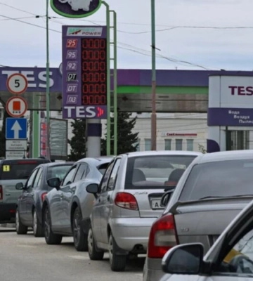 В Крыму открыли горячую линию для «туристов» из РФ, которые из-за топливного кризиса не могут выехать с полуострова