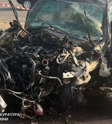 Водитель Mercedes, совершивший смертельное ДТП в Киеве, задержан, он находится под конвоем, - полиция