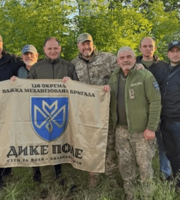 Олега Тягнибока ранили на фронте: вражеский дрон попал в его автомобиль