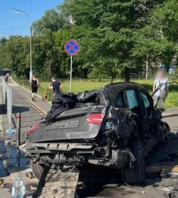 За автомобілем, який вчора у Києві потрапив у смертельну ДТП, зафіксовано майже 40 порушень ПДР